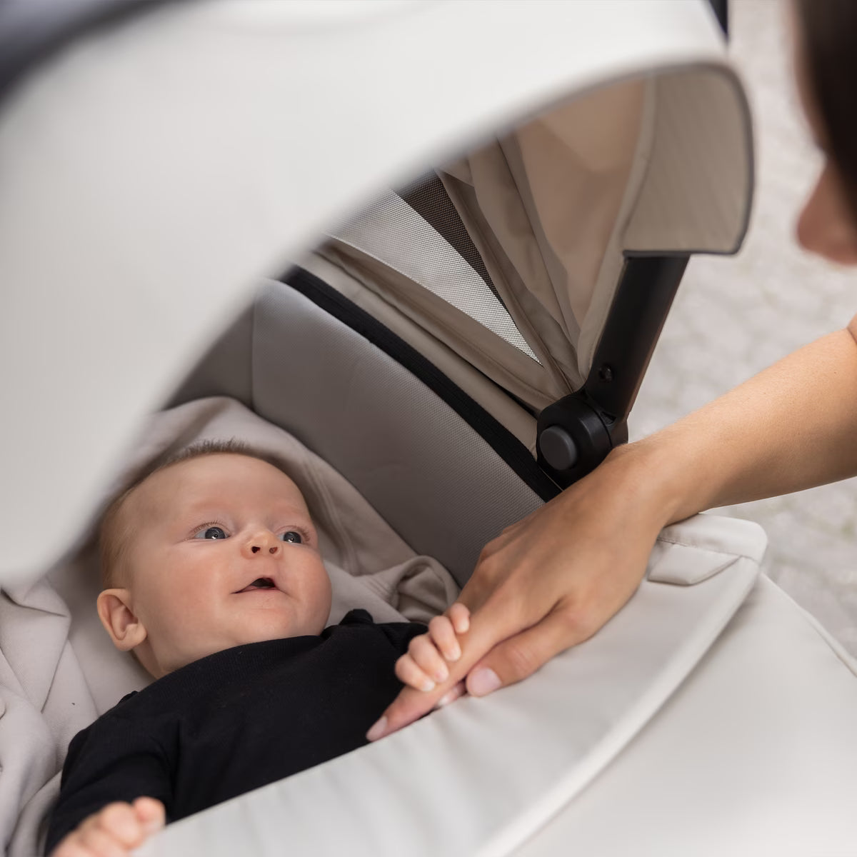 Thule bassinet soft beige