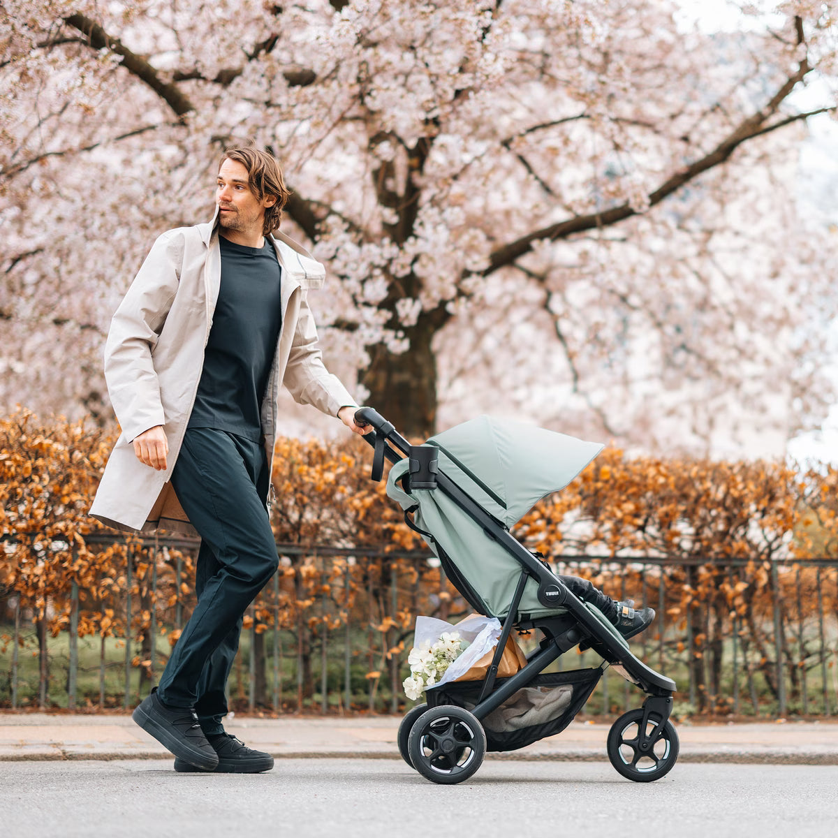 Thule Spring 2- BLACK