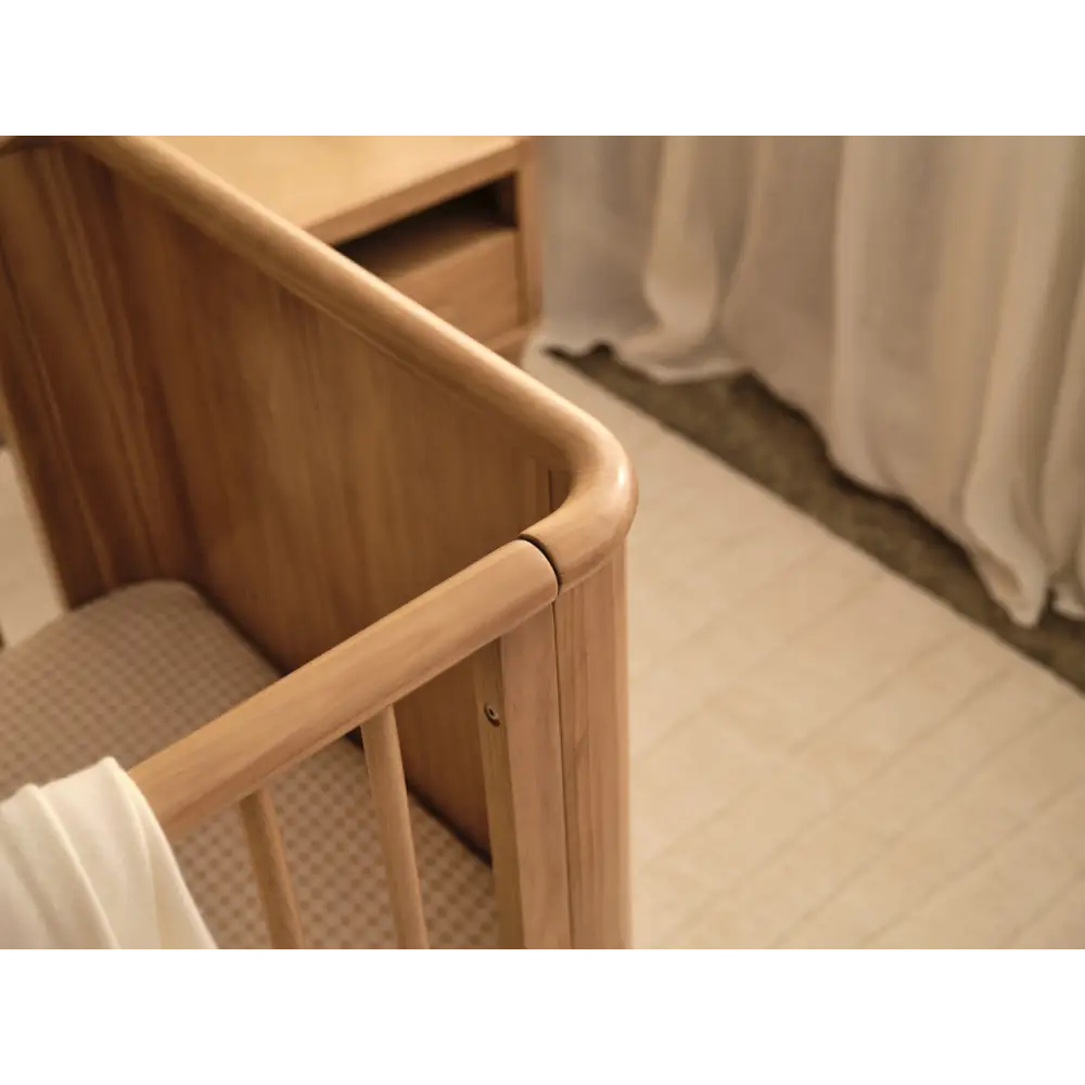 Wooden baby crib from Tasman Eco Willow 7 PC Package, perfect with willow 3-door chest