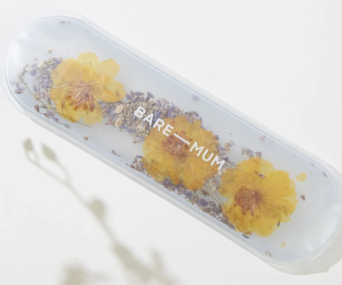 Resin tray with dried flowers and lavender for Bare Mum Postpartum comfort