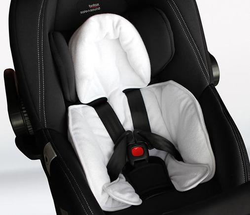 Black car seat with white Toshi Baby infant insert for Britax Safe-n-Sound low birth weight