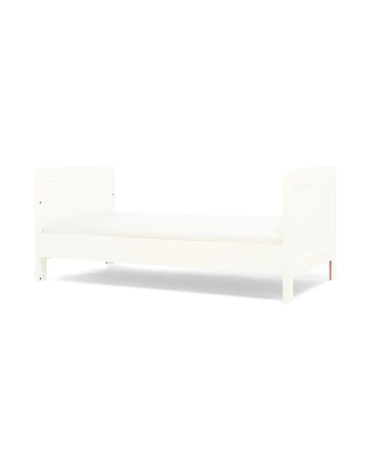 White wooden daybed from Mamas&Papas Hampden Cotbed with adjustable cot base