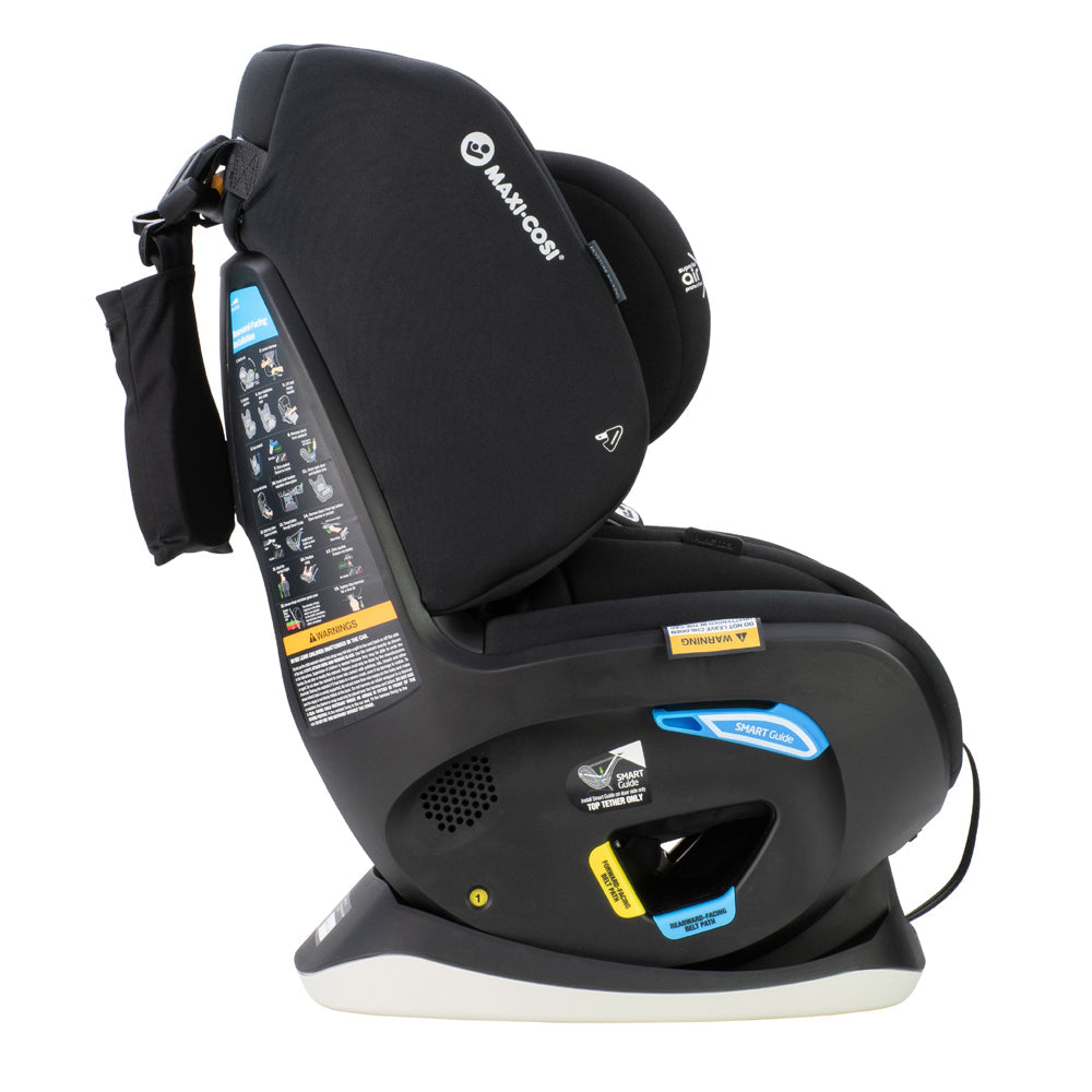 Black convertible car seat from Maxi Cosi Pria LX Onyx for Toshi Baby traveling safe