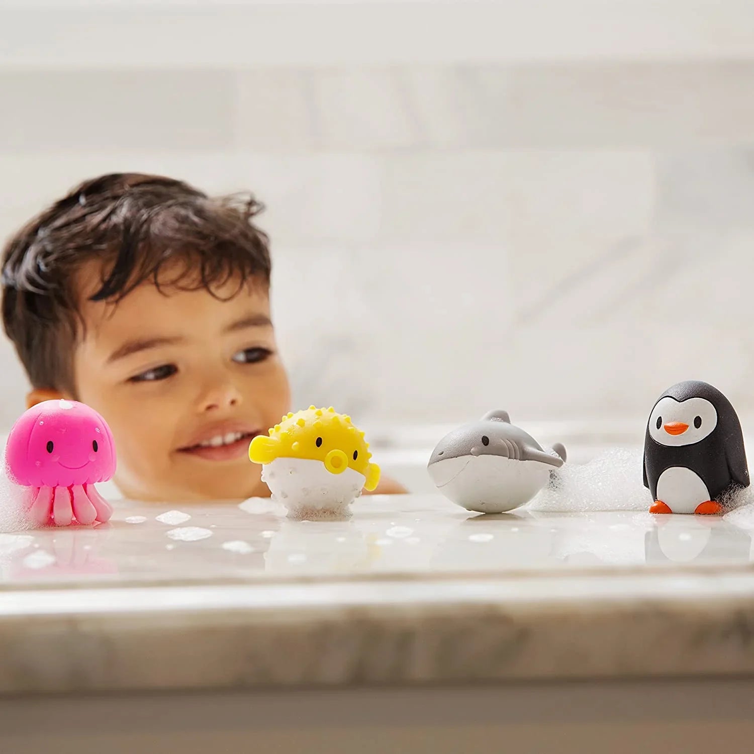 Kids bath toys from Munchkin Ocean Bath Squirts for fun bath time play