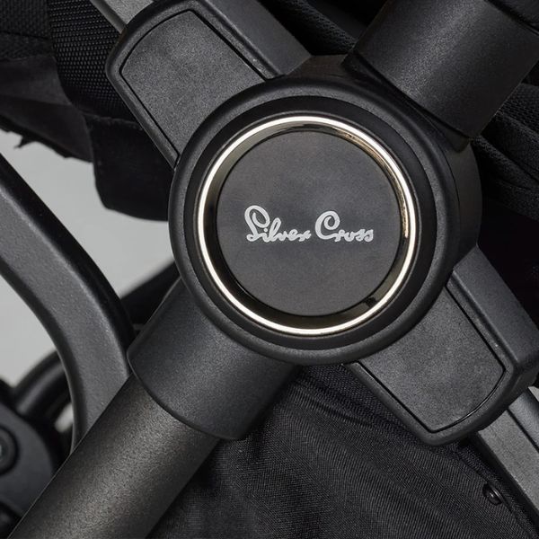 Black stroller joint with Silver Cross logo on Silver Cross Jet baby stroller for toshi baby stroller enthusiasts