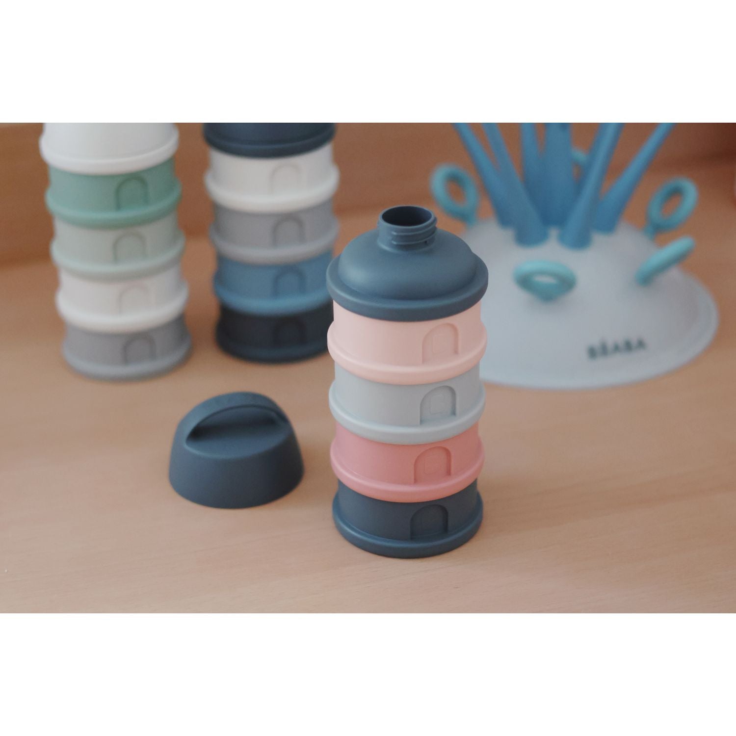 Stackable baby formula containers from Beaba, perfect for on-the-go with Odyssey Wagon Wheels or baby strollers