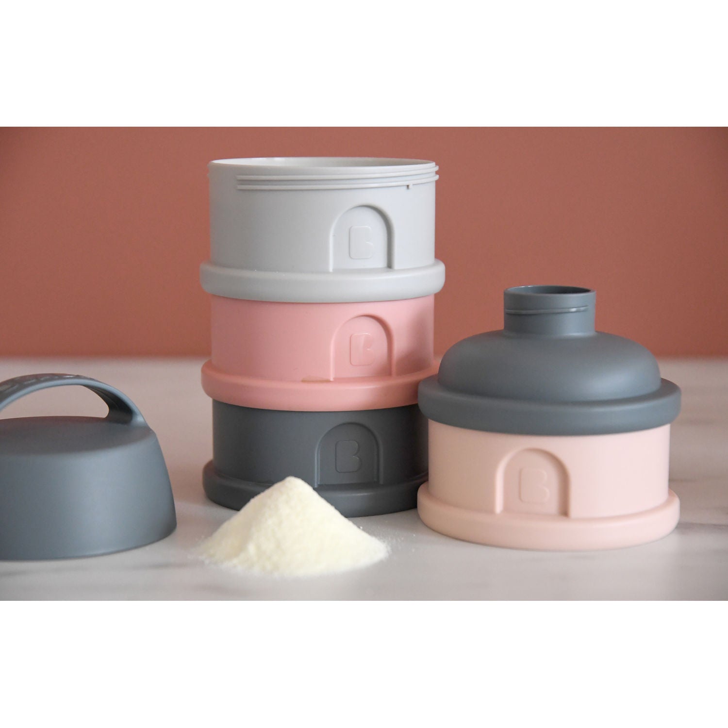 Stackable baby formula containers for easy feeding, perfect with Beaba product
