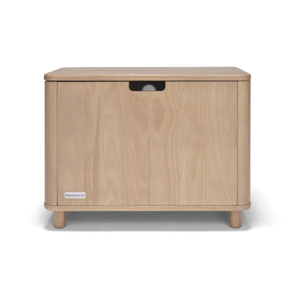Light-colored wooden willow toy box from Tasman Eco for toshi baby romper and bare mum postpartum storage