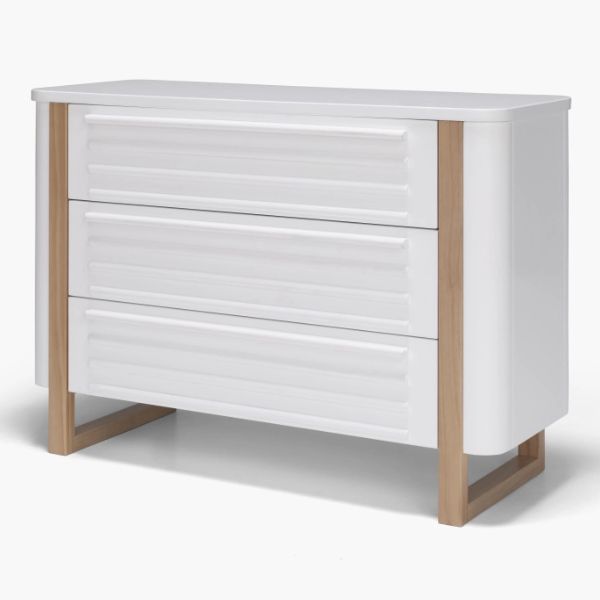 White three-drawer dresser with light wood frame for Tasman Eco Pisa and Toshi Baby kids room