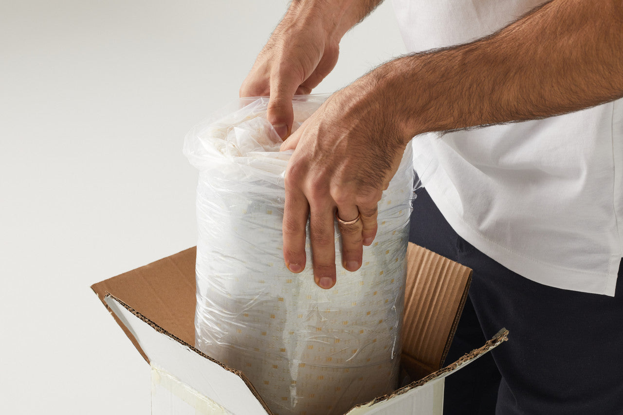 Wrapped cylindrical tasman eco pisa cot in box with free standard mattress for Toshi Baby