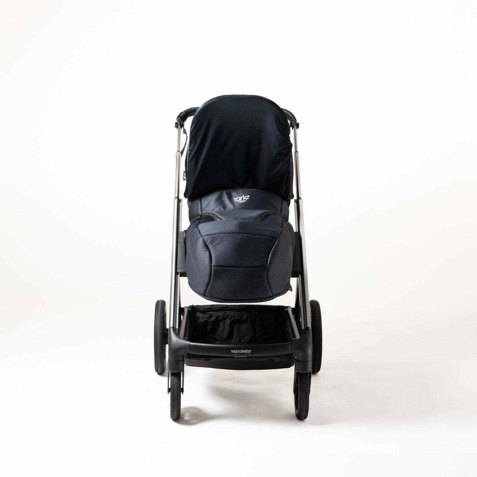Black baby stroller from Valcobaby ARK Joey Seat Bundle for toshi baby comfort
