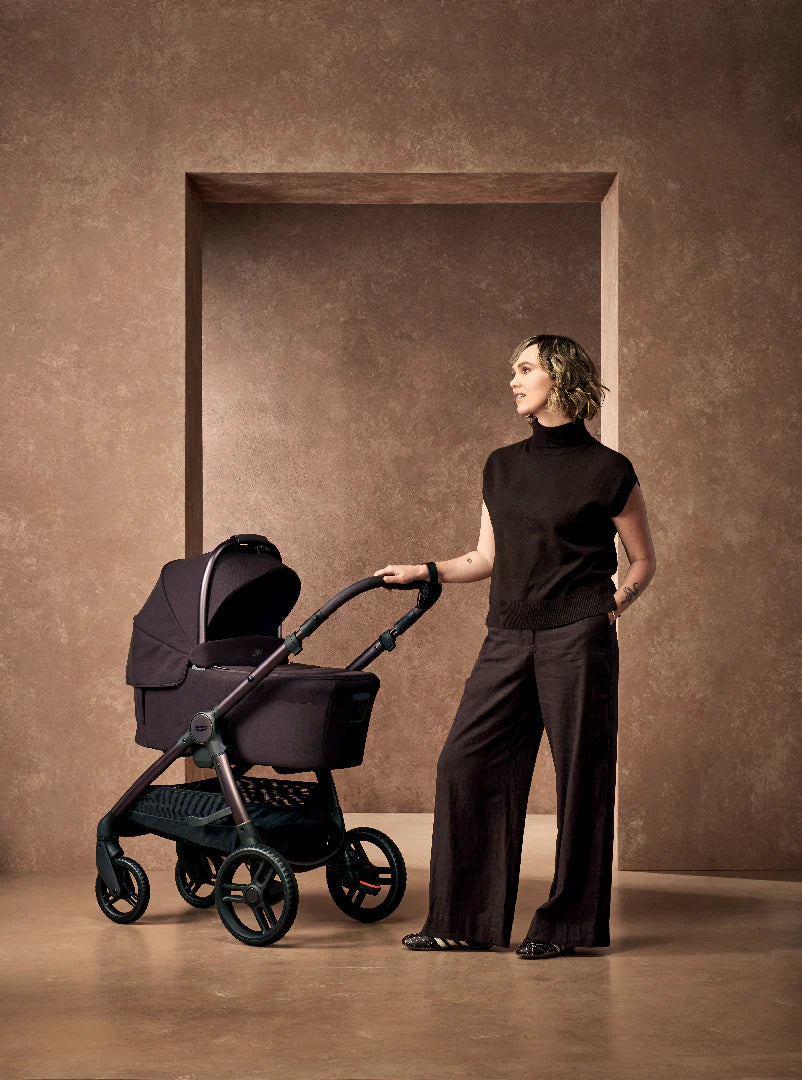 Mamas & Papas Ocarro2 All -Terrain Pram Bundle - Americano | $50 Gift Pack Limited Offer* (Copy)