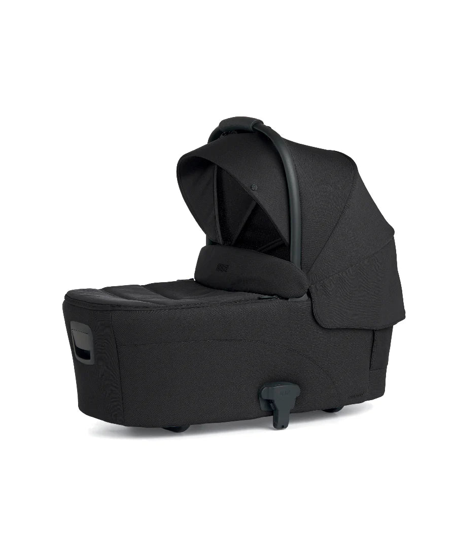 Mamas & Papas Ocarro2 Carrycot