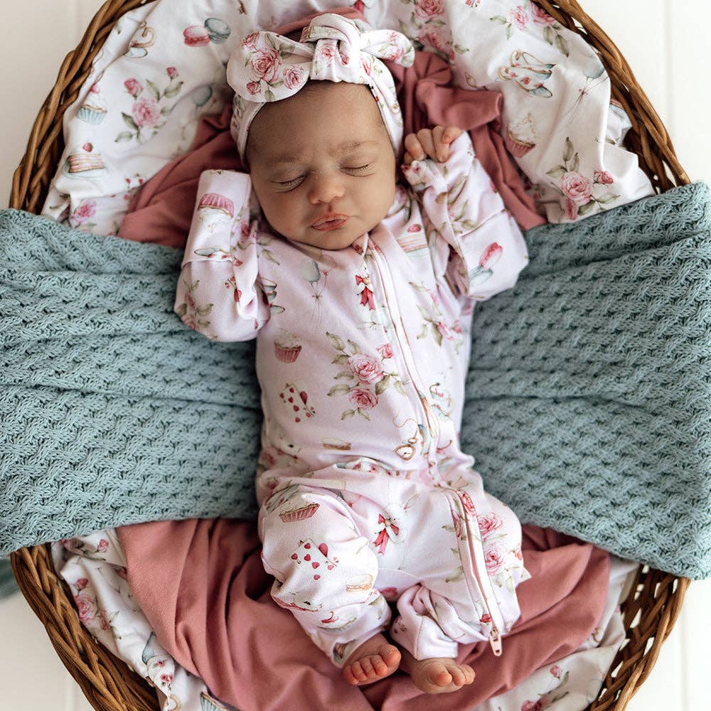 Snuggle Hunny - Alice’s Tea Party Organic Snugglesuit Convertible Romper with Frill - 3-6 Months (00)