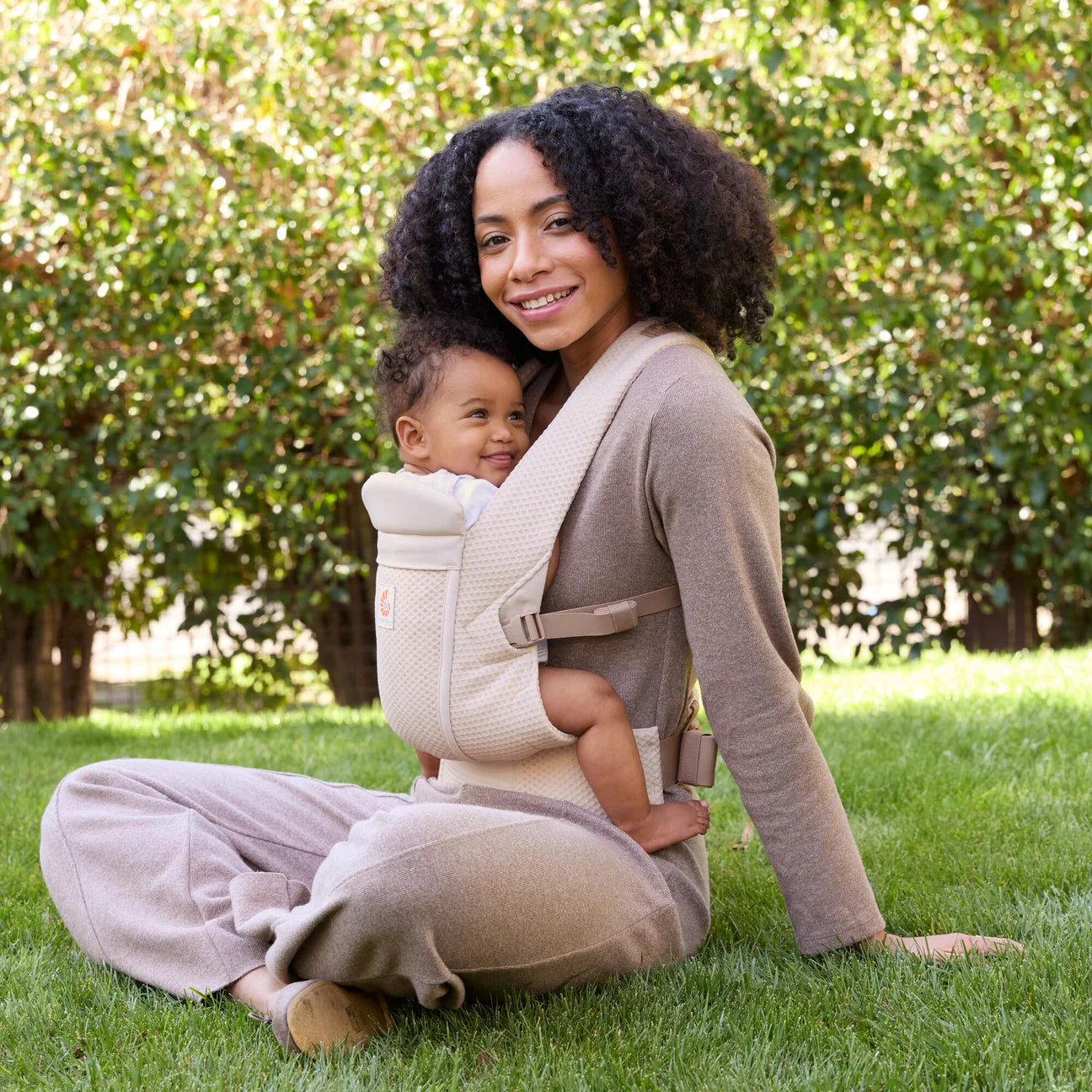 Ergobaby Omni Lite Baby Carrier -Natural Beige