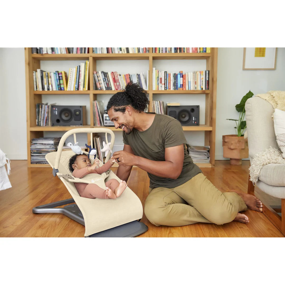 Ergobaby Evolve 3 In 1 Bouncer Ocean Wonders Toy Bar - CREAM