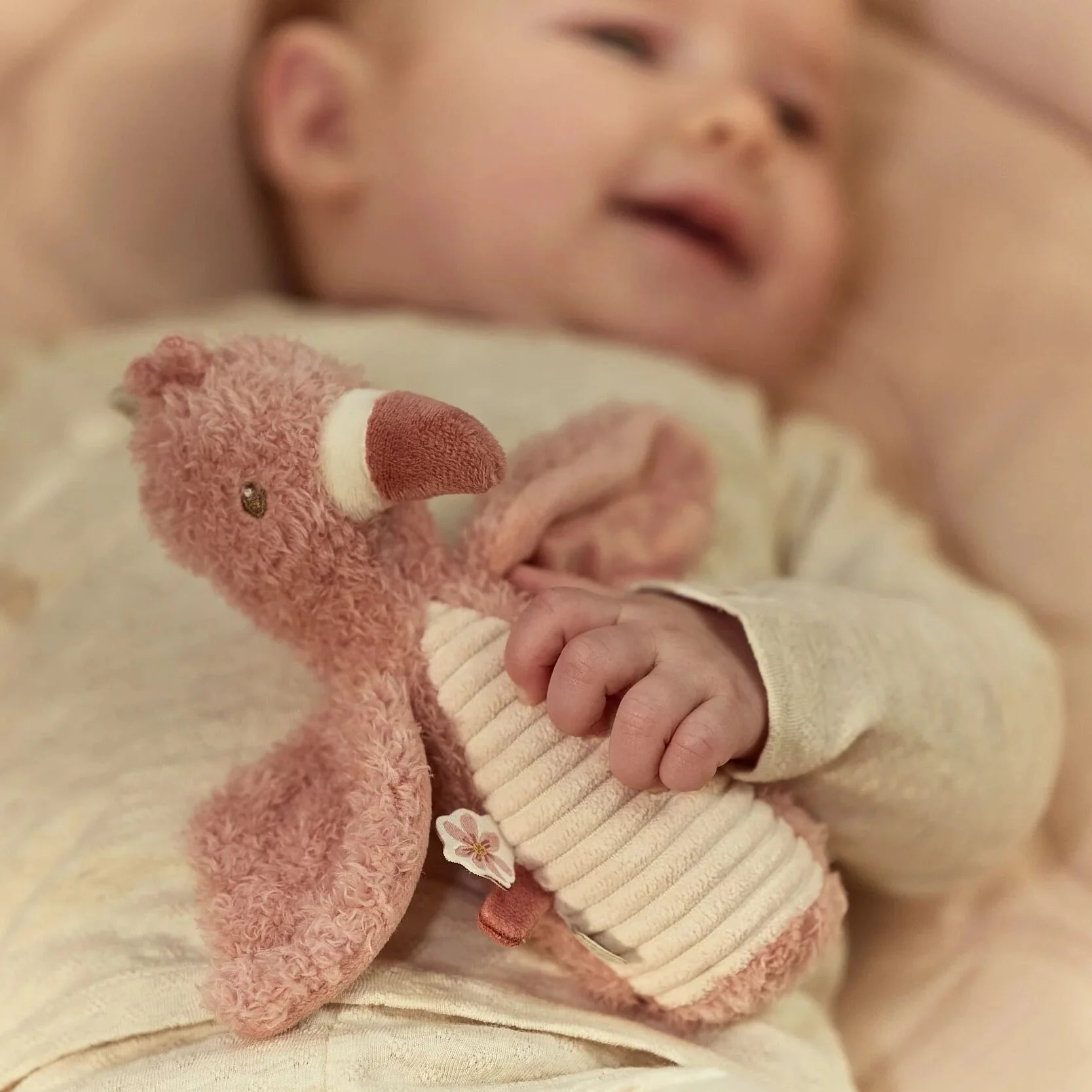 Little Dutch Squeaker With Rattle Flamingo - Safari Friends