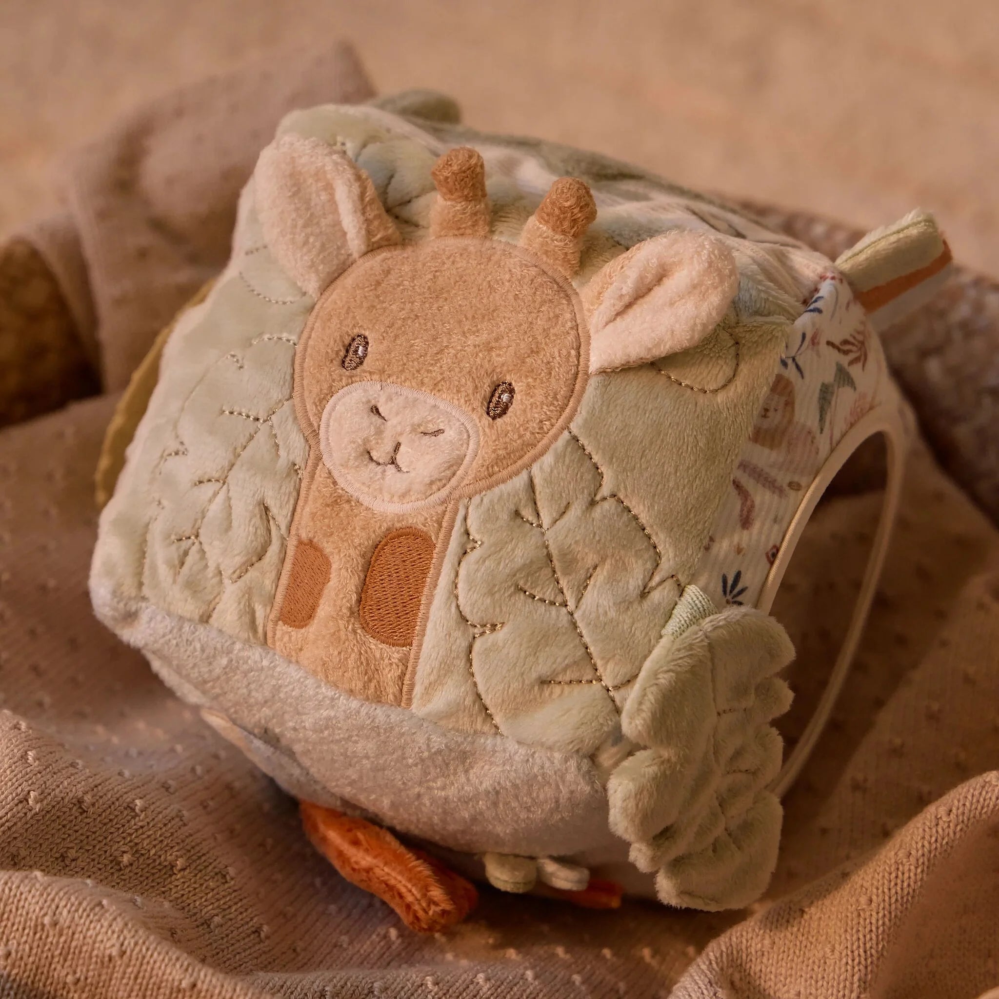 Little Dutch Activity Cube- Safari Friends