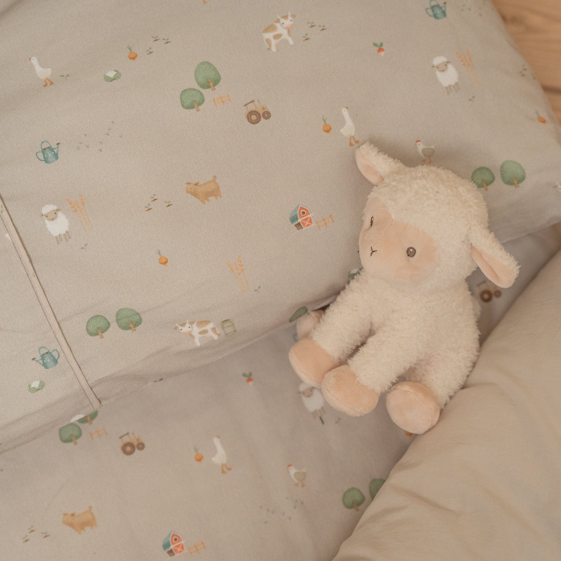 Little Dutch Little Farm Cuddle Sheep 17cm( Medium)