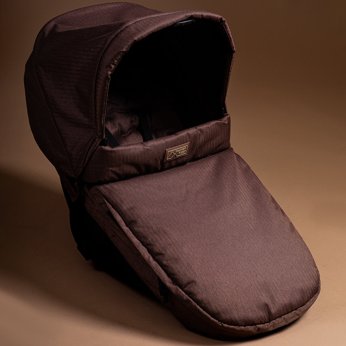 Mountain Buggy carrycot plus™ for TERRAIN™ v4