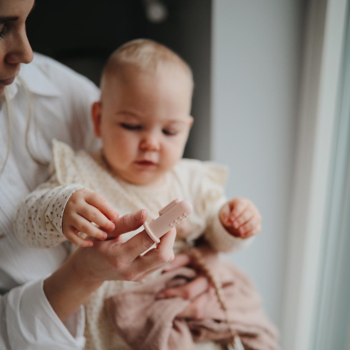 Mushie Finger Toothbrush 2pc - Tiny Tots Baby Store