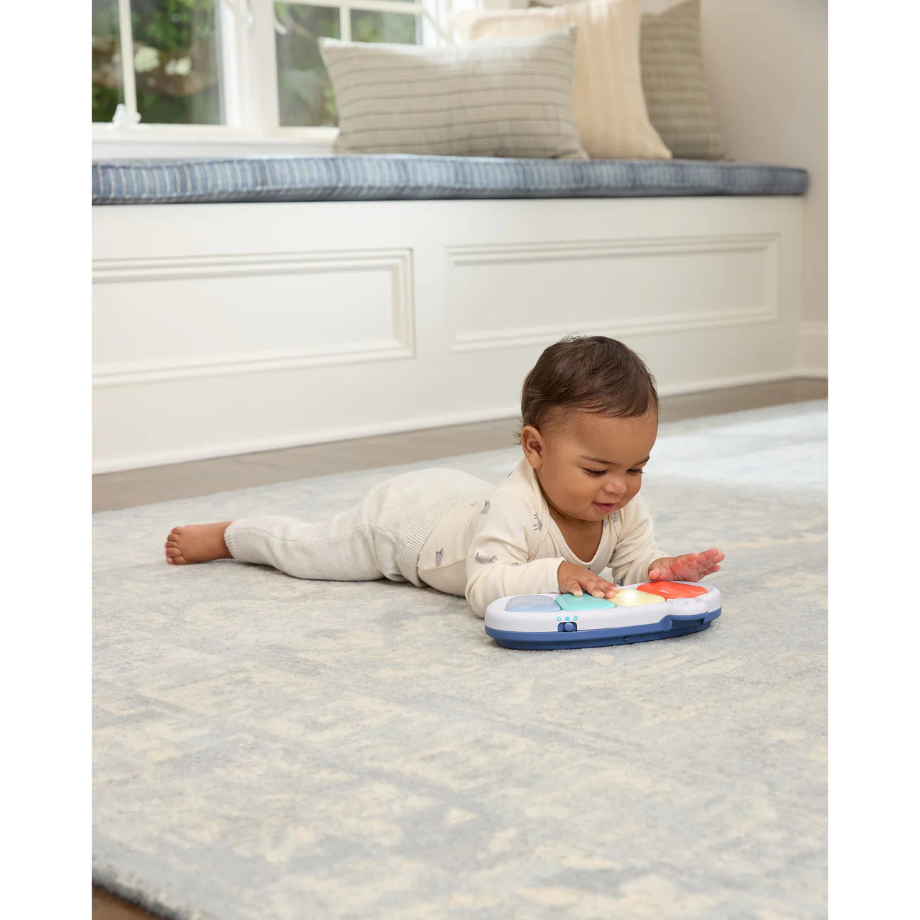 Skip Hop Escape 2-In-1 Activity Centre