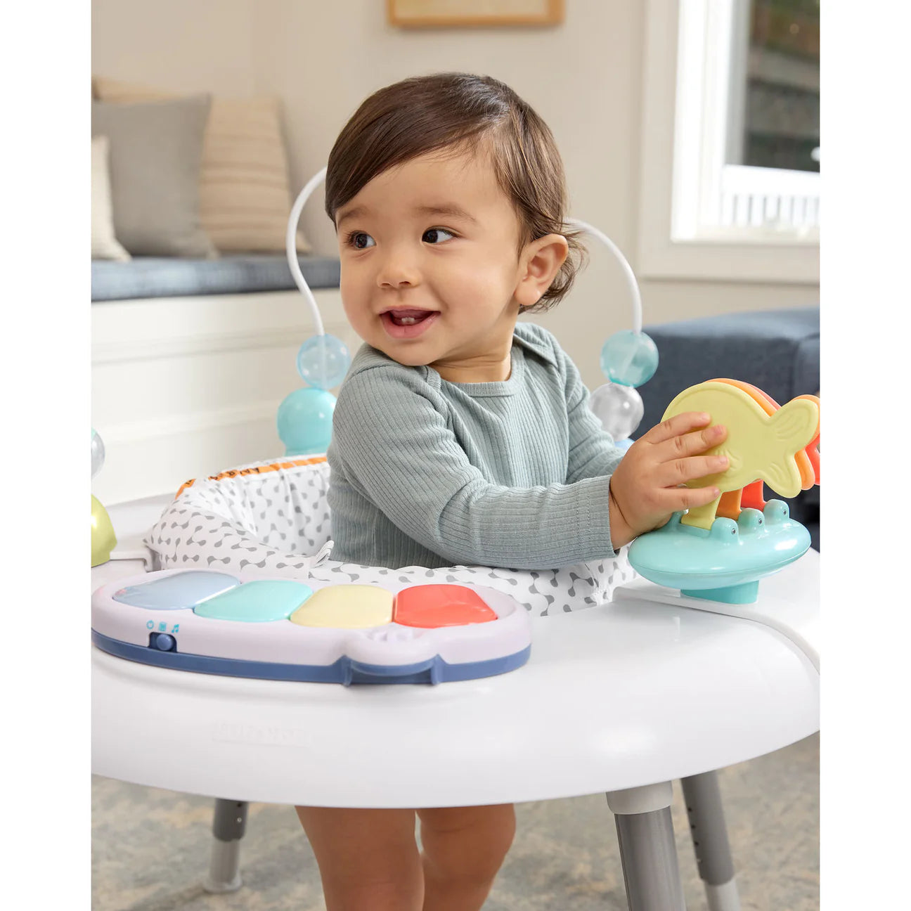 Skip Hop Escape 2-In-1 Activity Centre