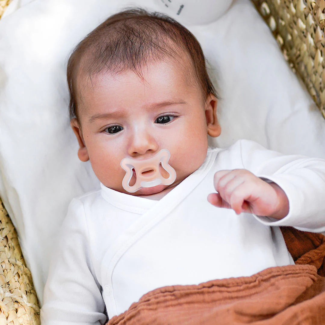 Suavinex Zero Zero Physiological Silicone Soother 6-18 Months