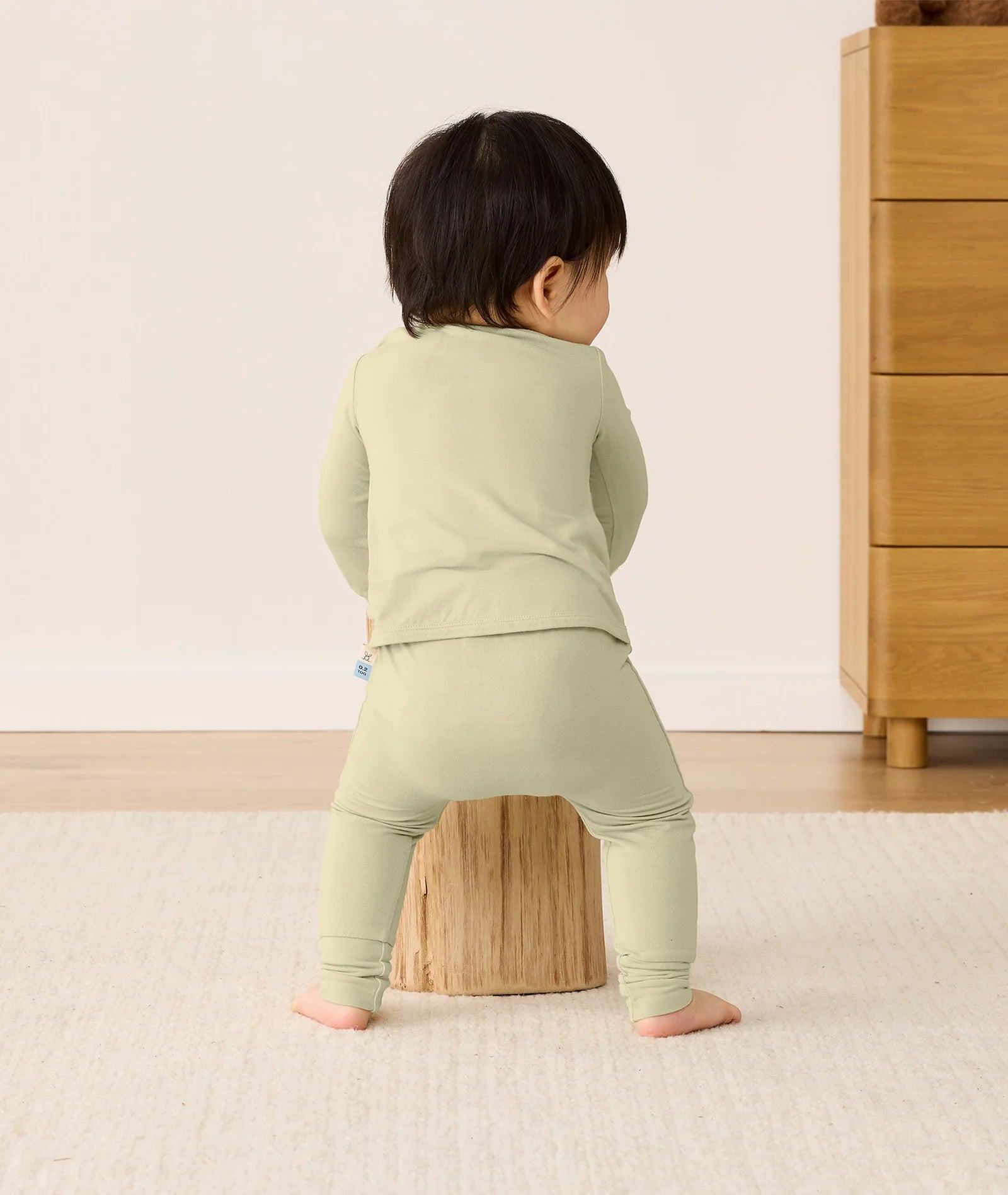 Ergopouch Stretch Base Long Sleeve Layer -0.2TOG Matcha - Tiny Tots Baby Store