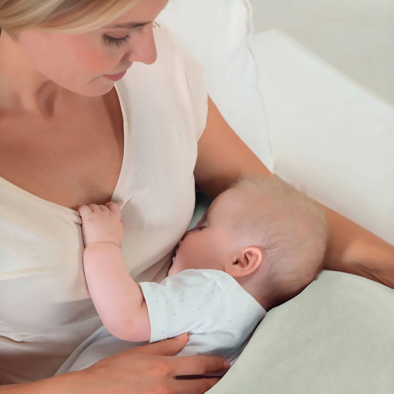 Theraline Plushy Moon Cuddle & Nursing Pillow - Cream