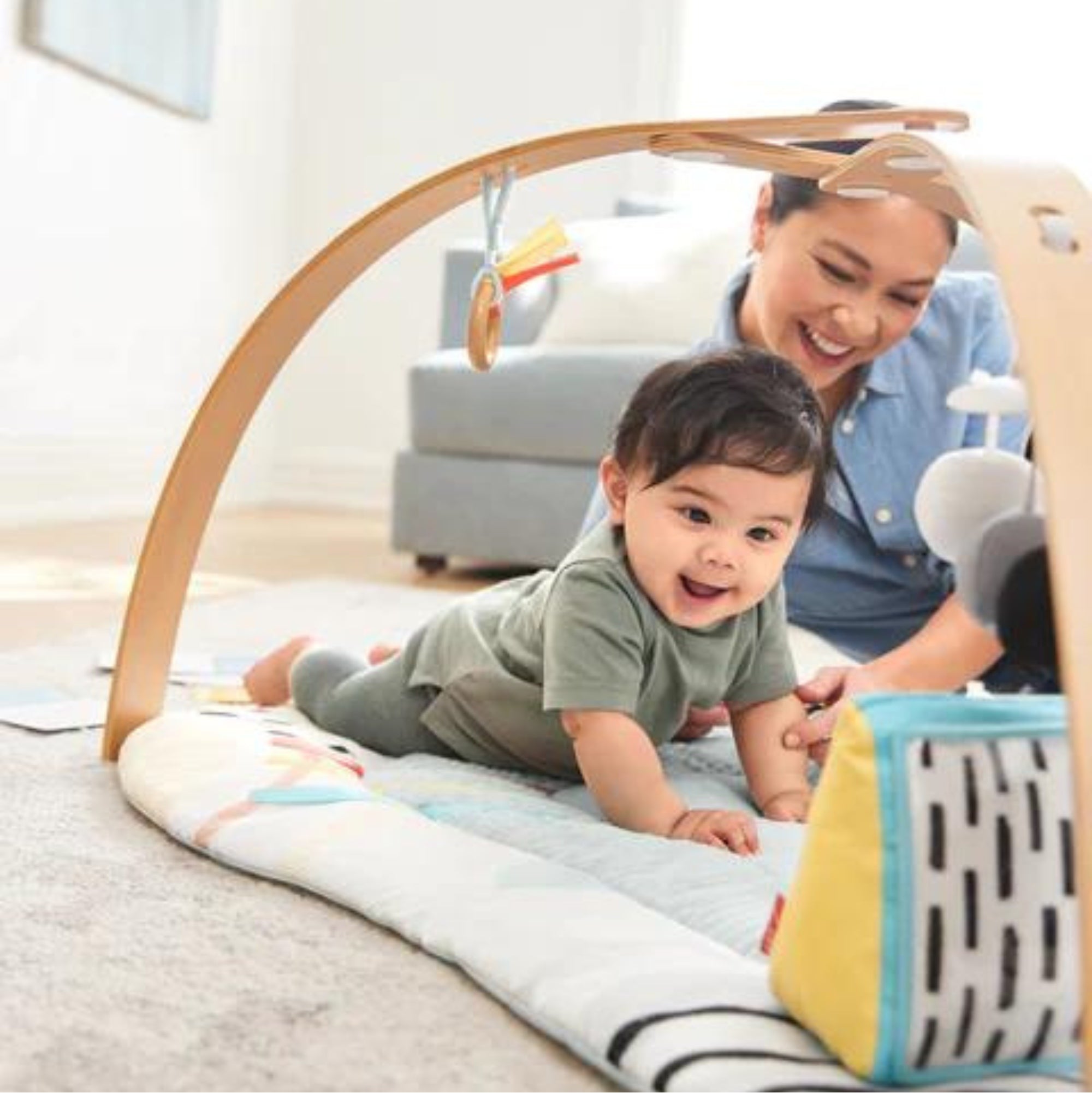 Skip Hop Discoverosity Deluxe Activity Gym - Tiny Tots Baby Store 
