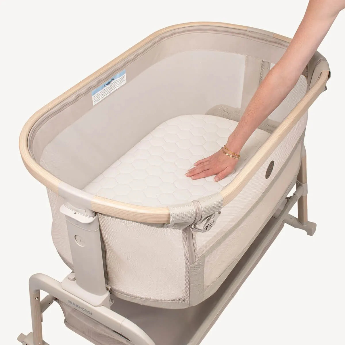 Maxi Cosi Iora Air Co-Sleeper Classic Oat V26