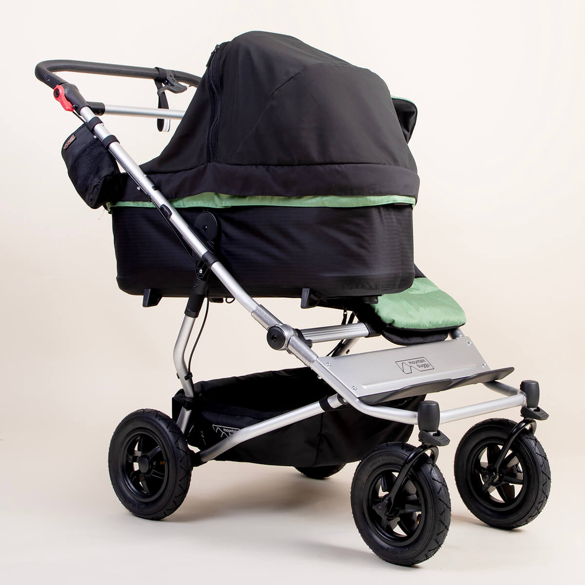 Mountain Buggy carrycot plus™ sun UV mesh & blackout cover set for v4 duet™