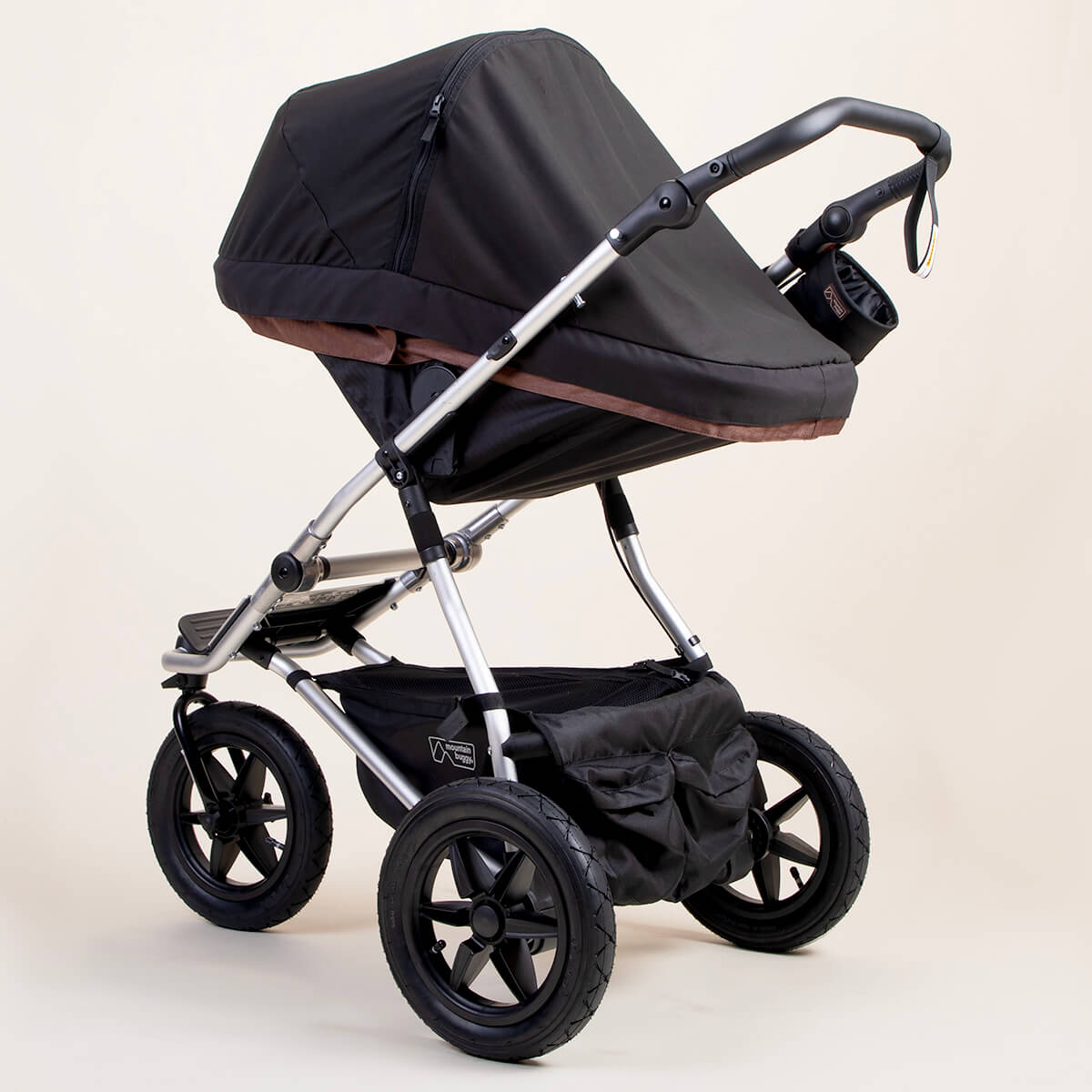 Mountain Buggy carrycot plus™ sun UV mesh & blackout cover set for v4 urban jungle™, terrain™