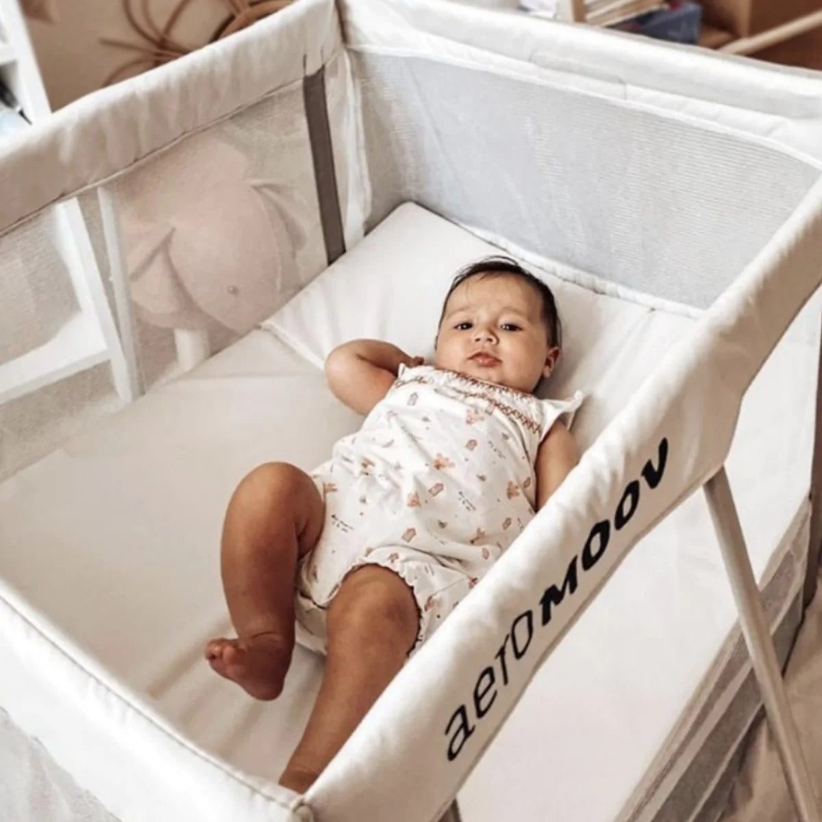 Aeromoov Instant Travel Cot - Sand - Tiny Tots Baby Store 