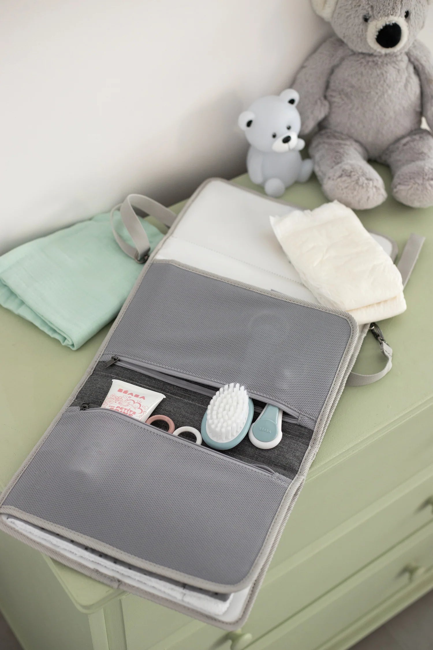 Beaba Changing Pouch - Heather Grey - Tiny Tots Baby Store 