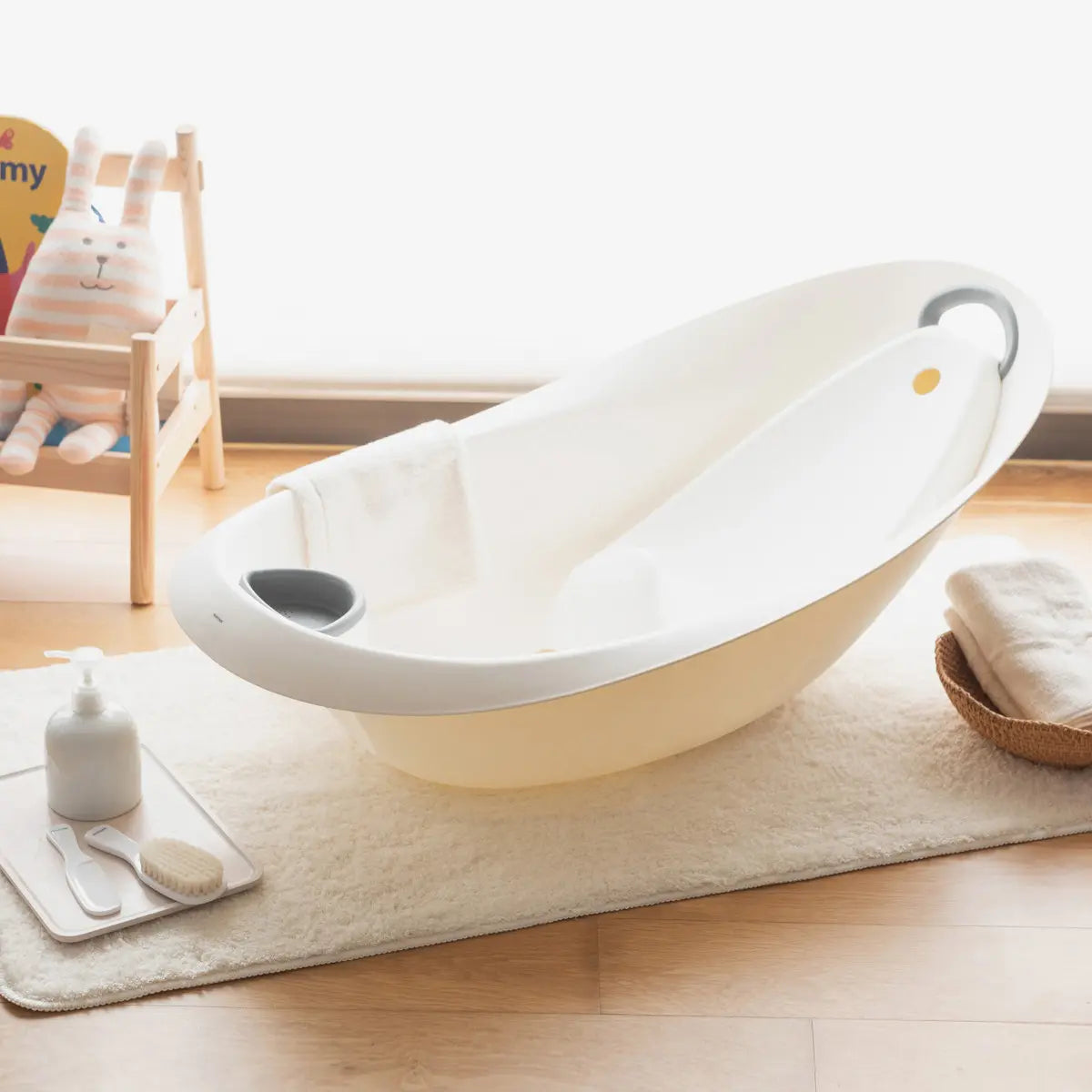 Baby Bath and Seat Anti Bacterial - Tiny Tots Baby Store 