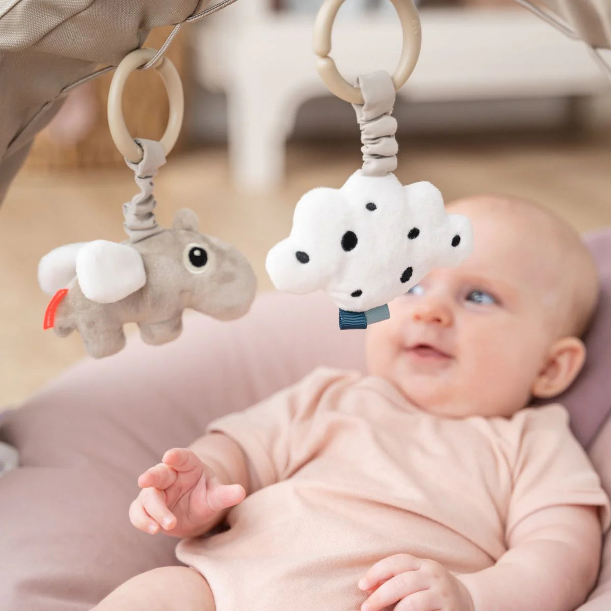Done by Deer Hanging Activity Toy Sand 