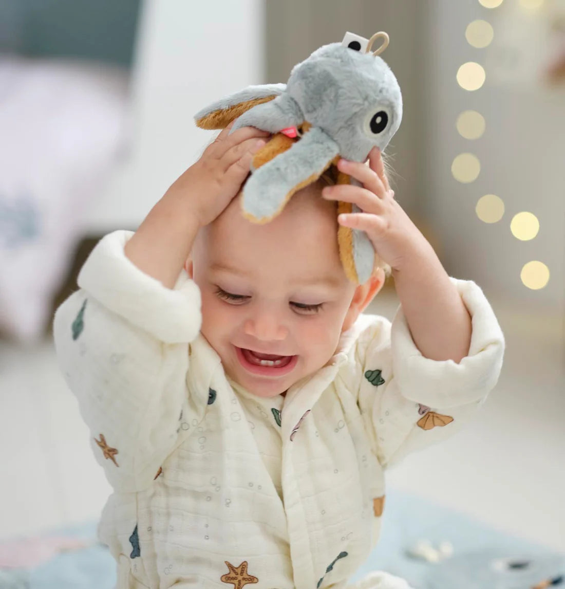 Done by Deer Tiny Rattle - Jelly Blue 