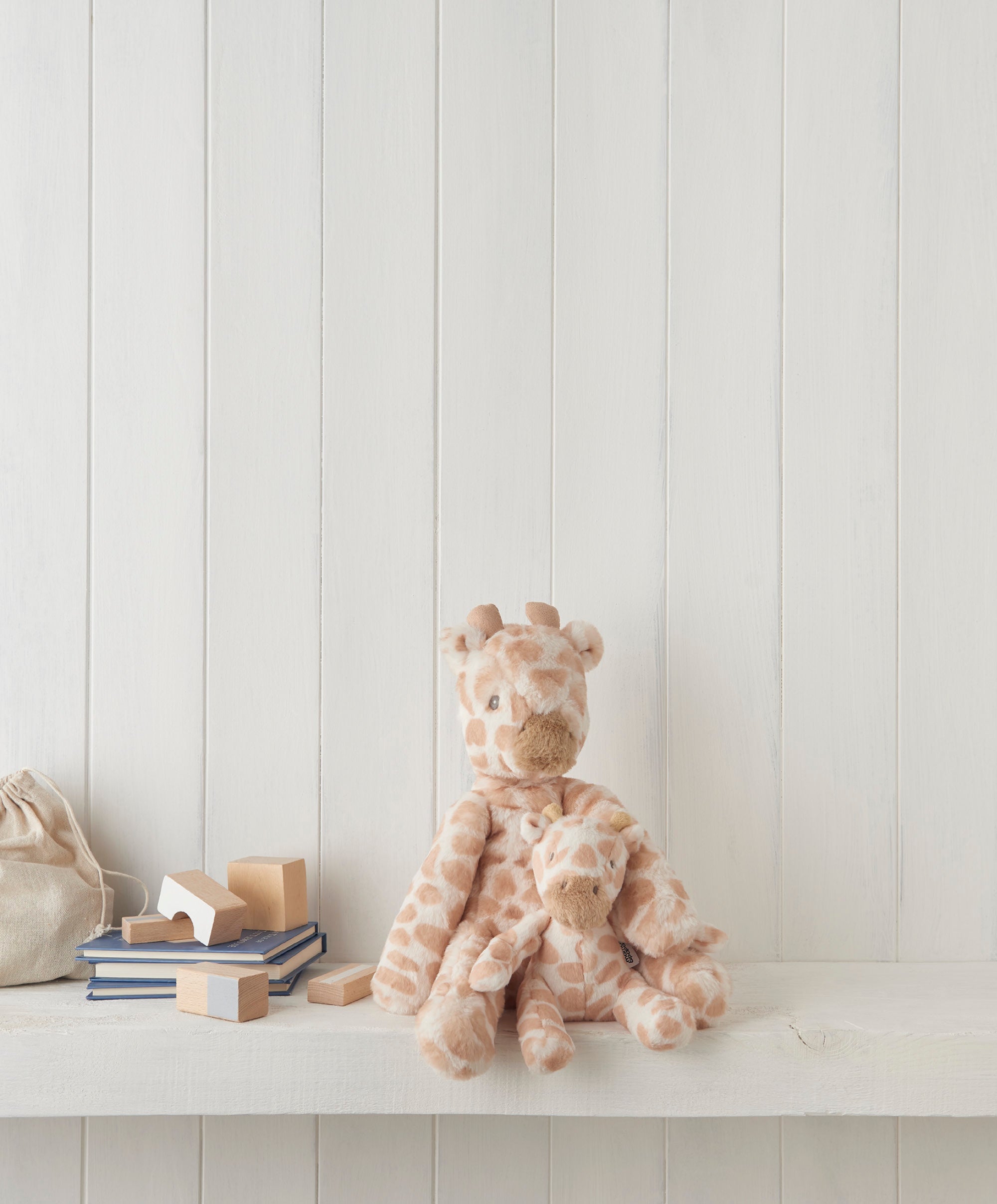 Mamas & Papas Welcome to the World Small Beanie Toy - Giraffe - Tiny Tots Baby Store 