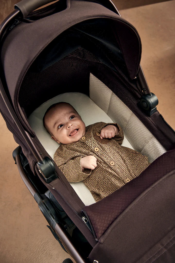 Mamas & Papas Ocarro2 All -Terrain Pram Bundle - Americano | $50 Gift Pack Limited Offer* (Copy) 