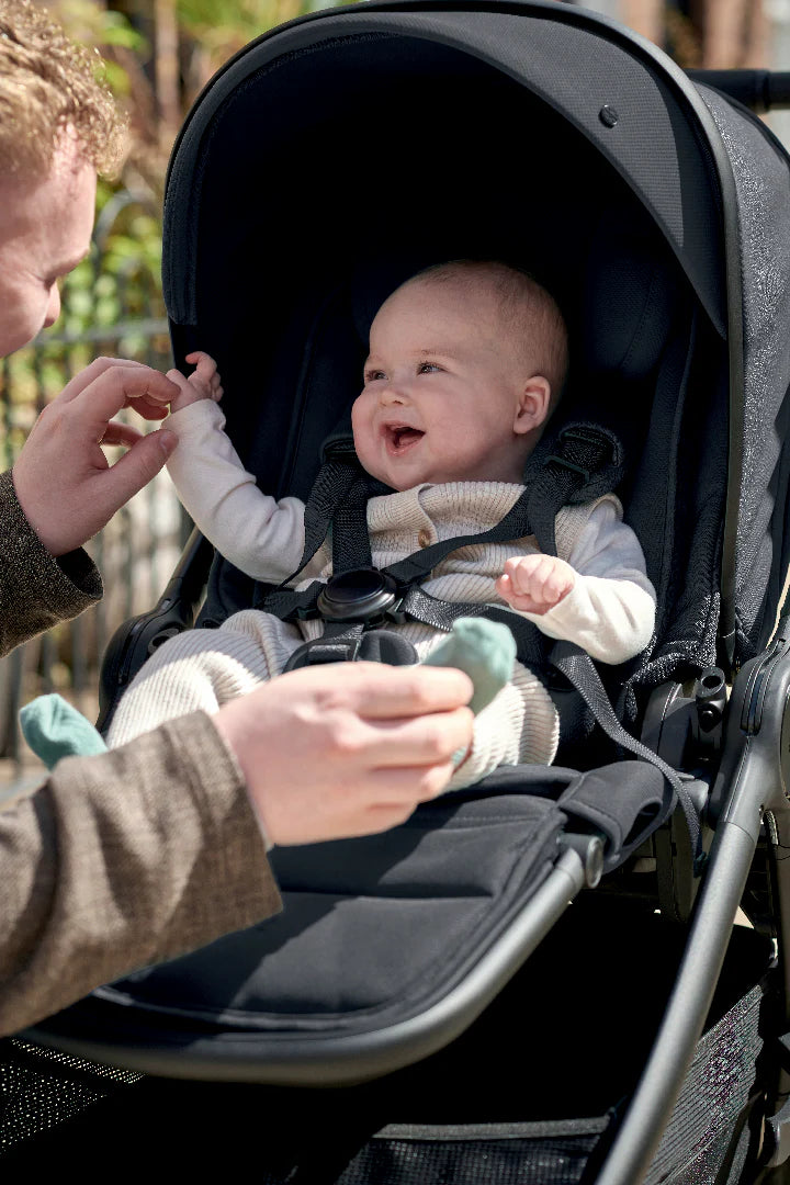 Mamas & Papas Ocarro 2 Stroller - Eclipse Black 