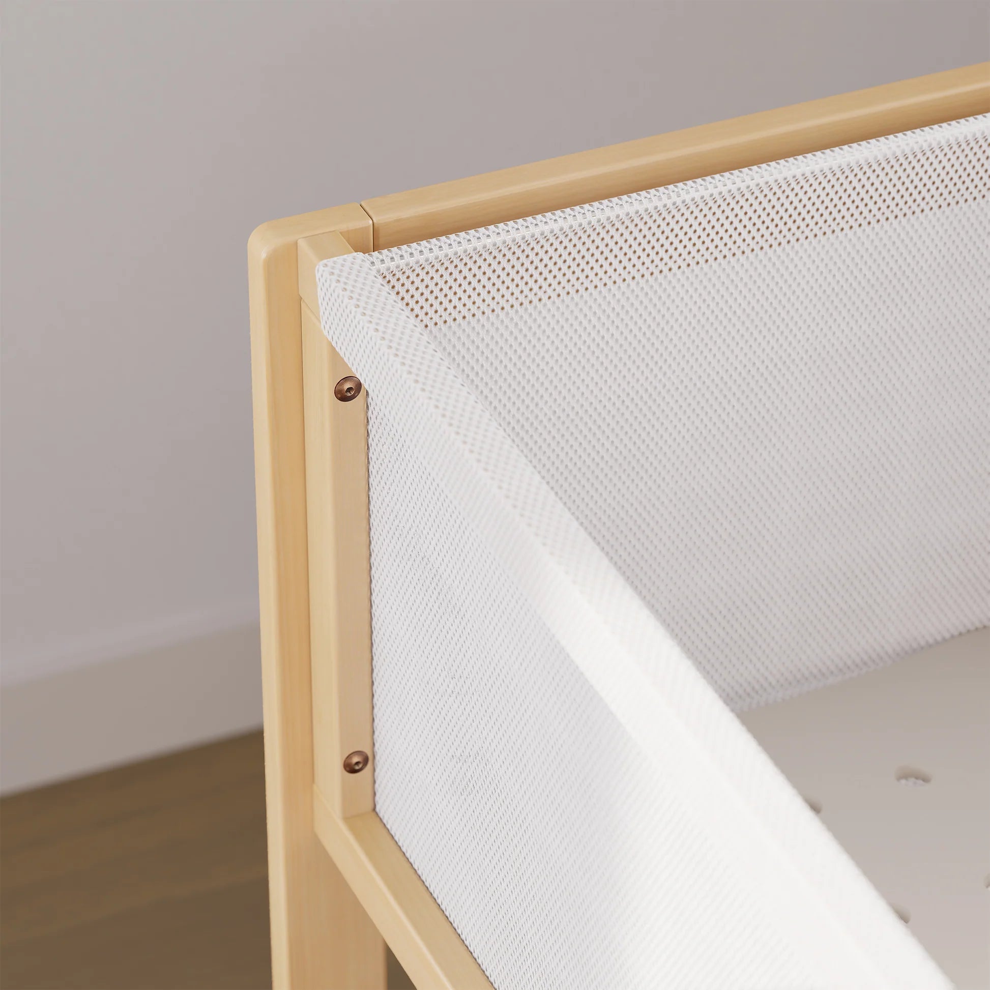 Boori Tidy Bassinet/Change Table - 2 in 1