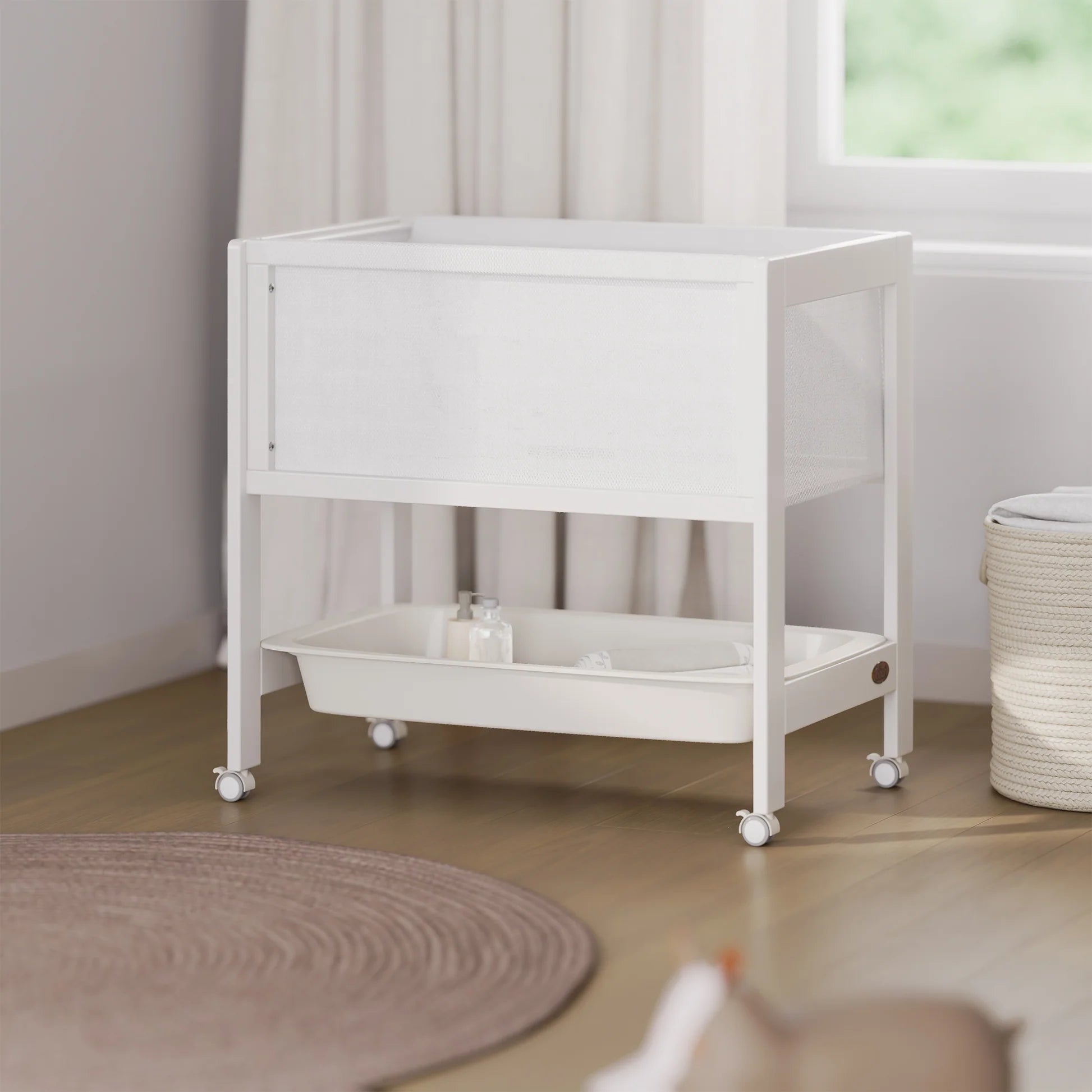 Boori Tidy Bassinet/Change Table - 2 in 1