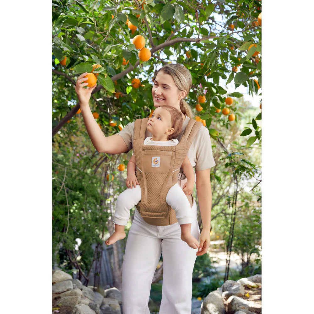 Ergobaby Alta Hipseat Carrier - Camel Brown 