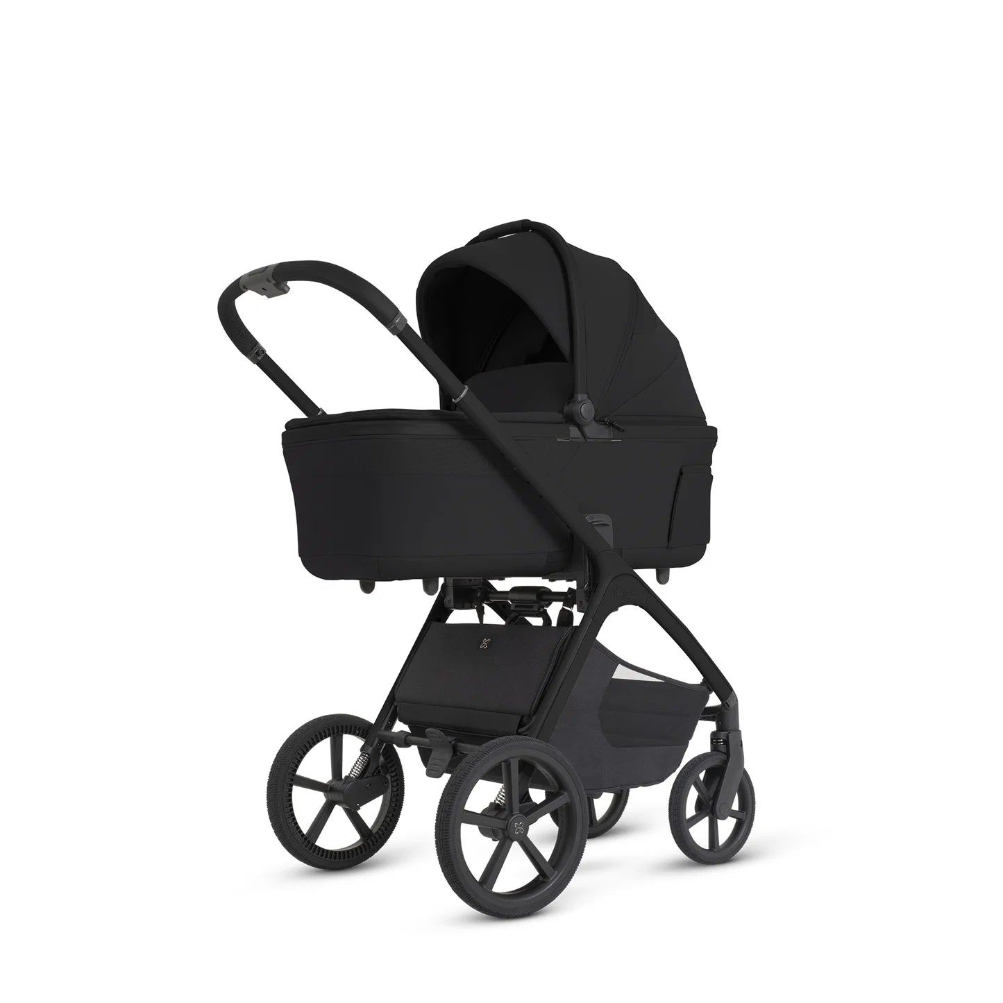 SilverCross Cove 2 with Carrycot | Onyx
