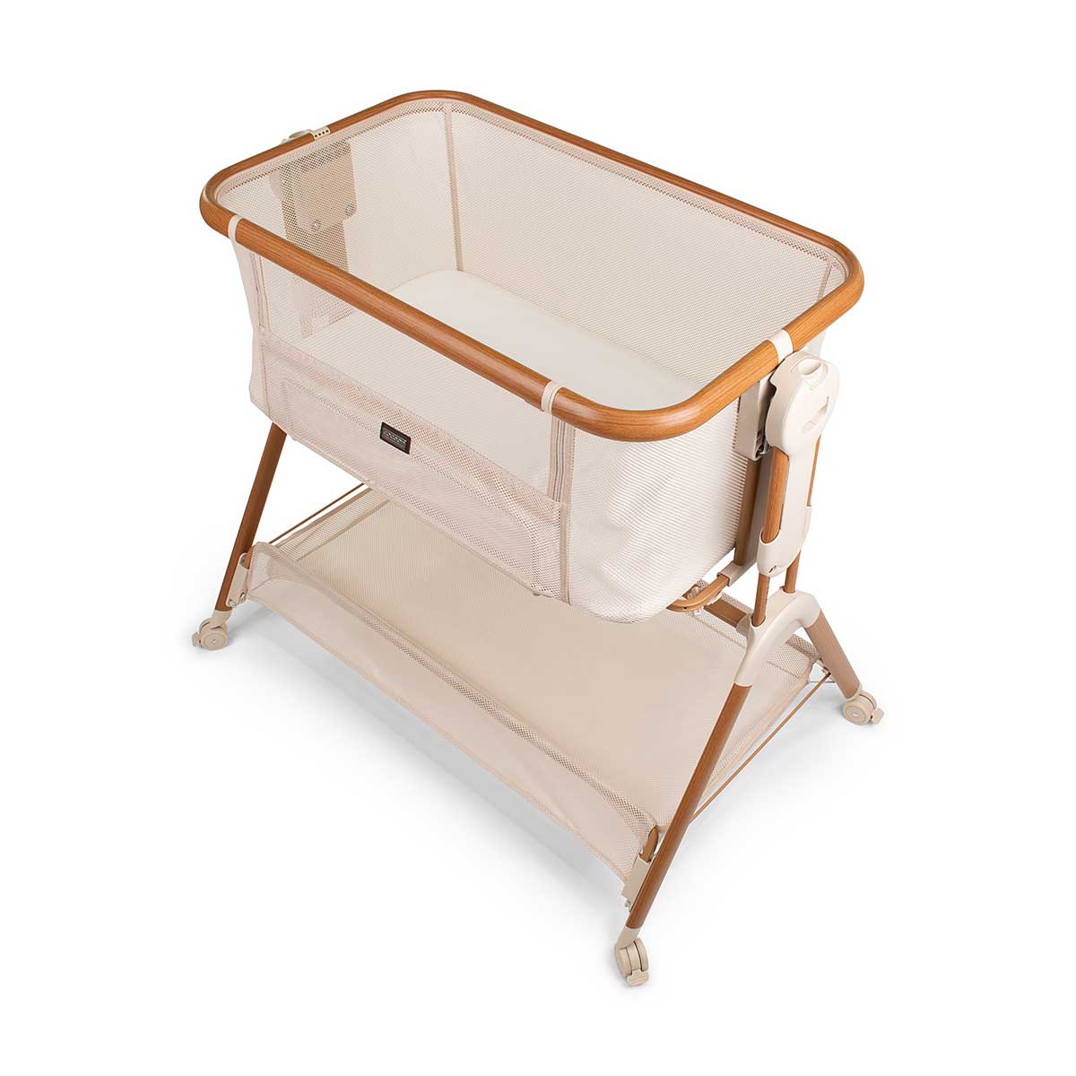 COCOON Breeze bedside bassinet 