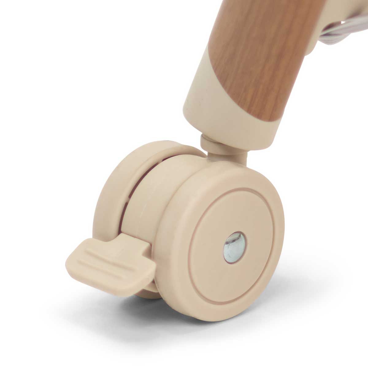 COCOON Breeze bedside bassinet 