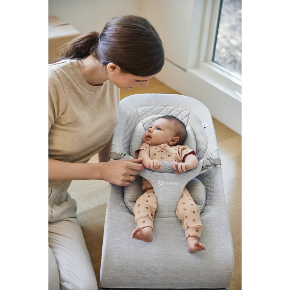 Ergobaby Evolve 3 In 1 Bouncer - LIGHT GREY