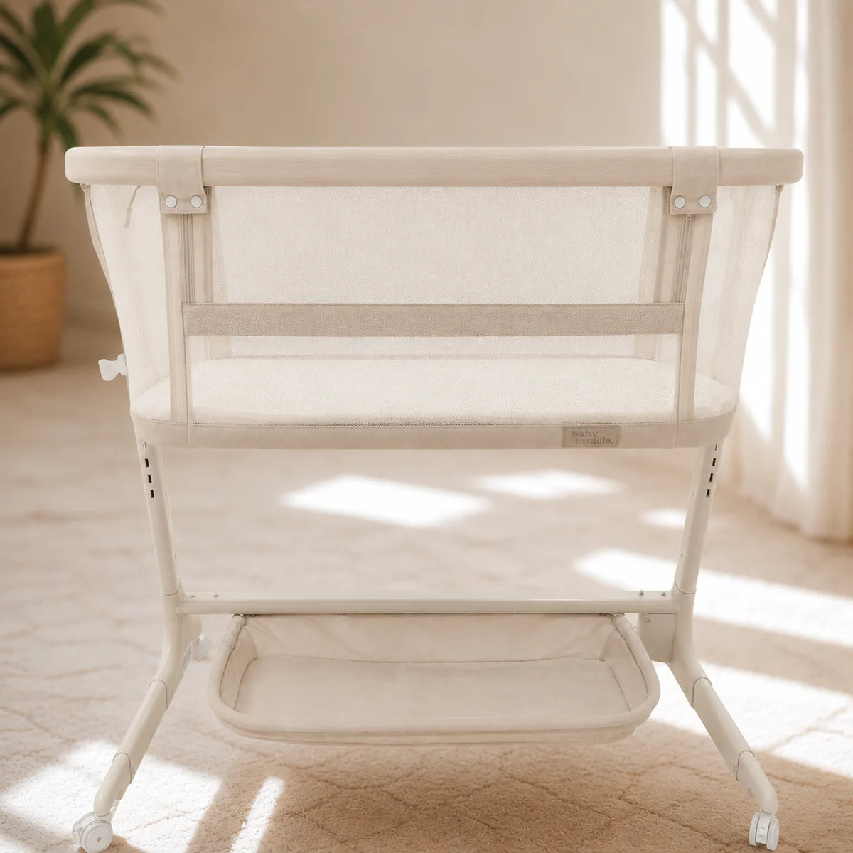 Babystudio Dream Glider Bedside Sleeper – Auto Motion Bassinet | Sand